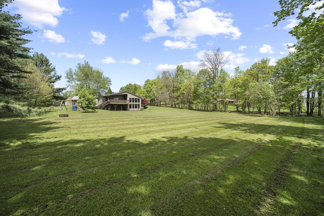 2825 Kings Corners Rd E, Mansfield, OH 44904 - view of grassy yard