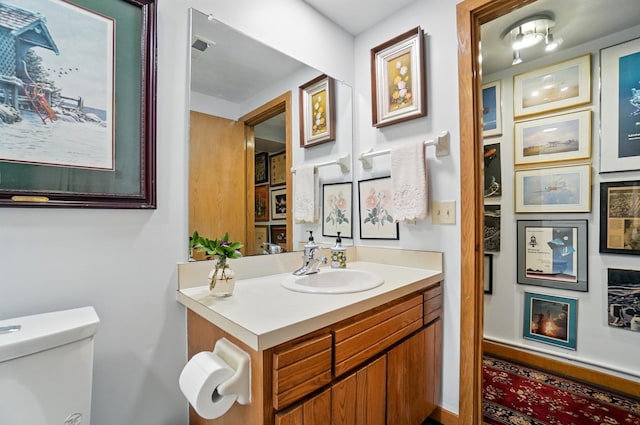 8292 Breckenridge Way, Columbus, OH 43235 - bathroom with vanity and toilet