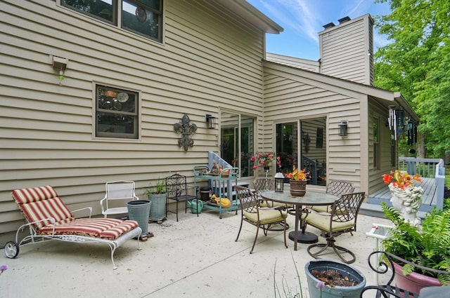 8292 Breckenridge Way, Columbus, OH 43235 - view of patio / terrace with outdoor dining area