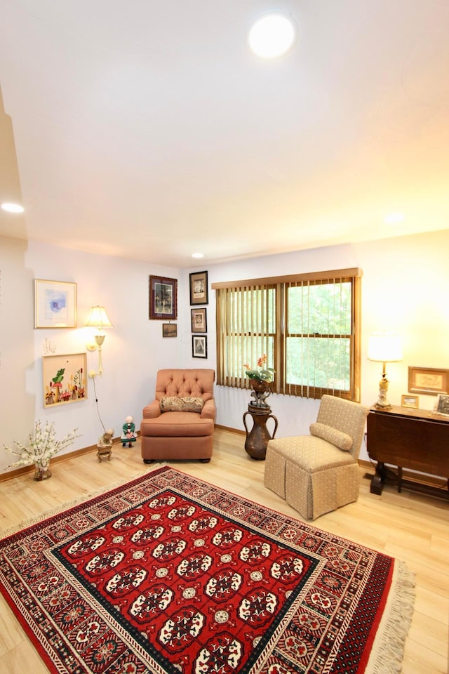 8292 Breckenridge Way, Columbus, OH 43235 - living area featuring wood finished floors and recessed lighting