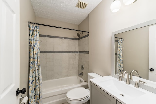 1409 Hackworth St, Columbus, OH 43207 - full bath featuring toilet, shower / bathtub combination with curtain, vanity, and a textured ceiling
