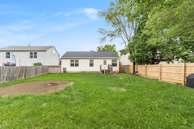 1409 Hackworth St, Columbus, OH 43207 - rear view of property with entry steps