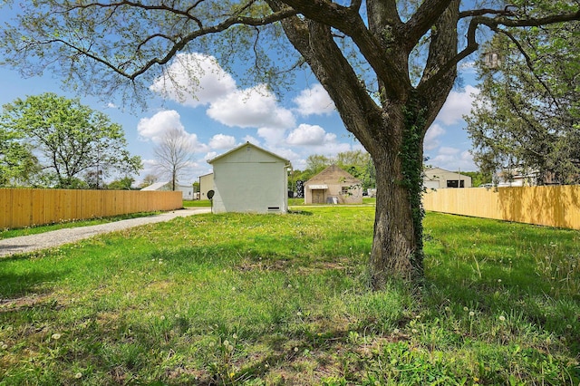 view of yard featuring fence