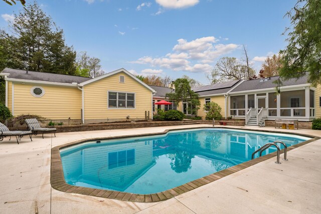 7870 Cook Rd, Plain City, OH 43064 - outdoor pool with a sunroom and a patio area