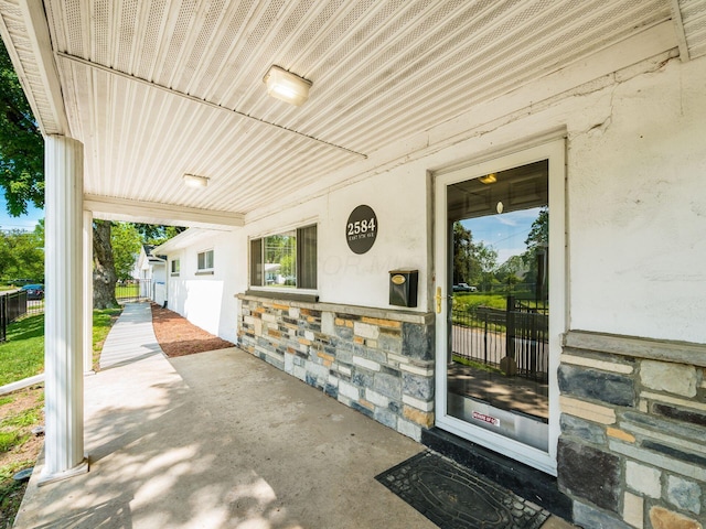 2584 E 5th Ave, Columbus, OH 43219 - view of patio