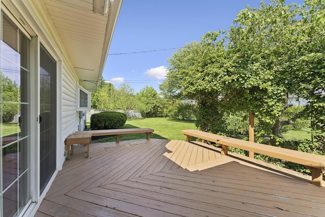 4188 Gavin Ln, Upper Arlington, OH 43220 - wooden terrace with a yard