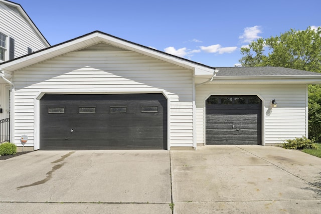 4188 Gavin Ln, Upper Arlington, OH 43220 - garage featuring driveway