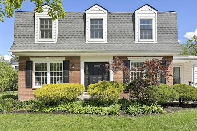 4188 Gavin Ln, Upper Arlington, OH 43220 - view of front of home with roof with shingles and brick siding