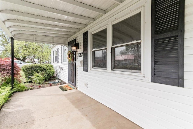 127 Little Flower Ln, Columbus, OH 43213