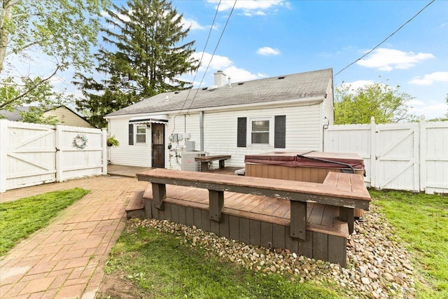 127 Little Flower Ln, Columbus, OH 43213