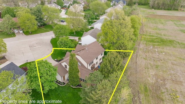 8200 Markhaven Dr, Columbus, OH 43235 - aerial view of residential area featuring property boundaries highlighted