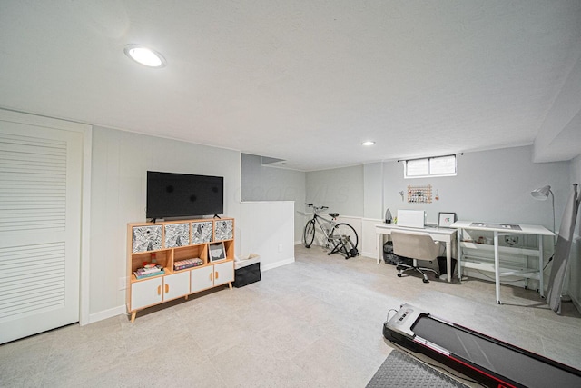 1779 Willoway Cir N, Columbus, OH 43220 - office with recessed lighting