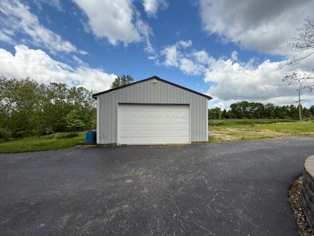 8165 Busey Rd, Pickerington, OH 43147 - view of detached garage