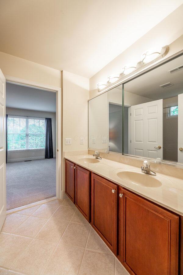 8383 Clarington Ct, Powell, OH 43065 - photo 43