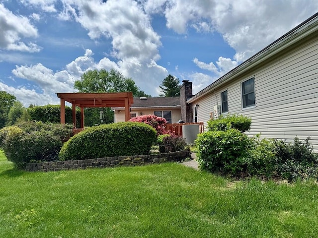 6 Oakwood Dr, Chillicothe, OH 45601 - view of green lawn featuring a pergola