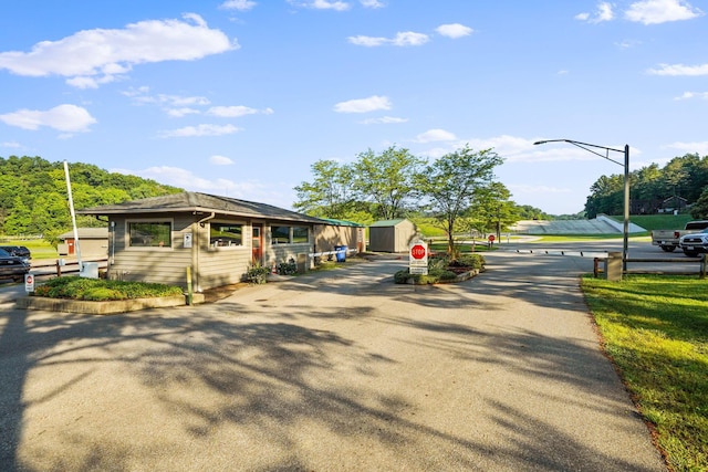 659 Natchez Ln, Sugar Grove, OH 43155 - view of street with traffic signs and street lights