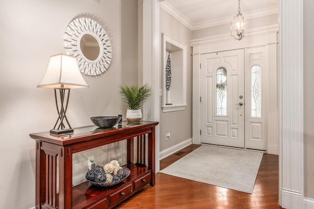 5464 Slater Rdg, Westerville, OH 43082 - foyer featuring wood finished floors, crown molding, and baseboards
