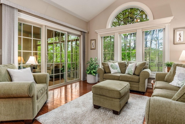 5464 Slater Rdg, Westerville, OH 43082 - sunroom featuring vaulted ceiling