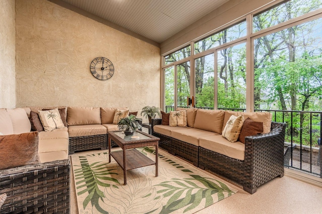 5464 Slater Rdg, Westerville, OH 43082 - sunroom featuring outdoor lounge area and lofted ceiling