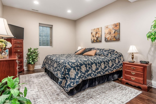 5464 Slater Rdg, Westerville, OH 43082 - bedroom featuring baseboards, wood finished floors, and recessed lighting