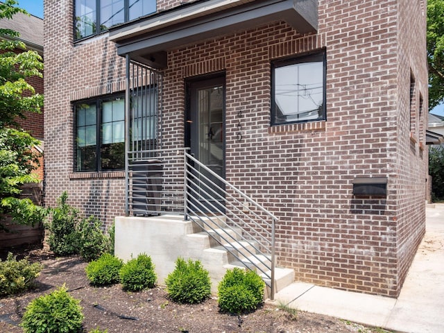 460 S Lane Unit 460, Columbus, OH 43206 - property entrance with brick siding
