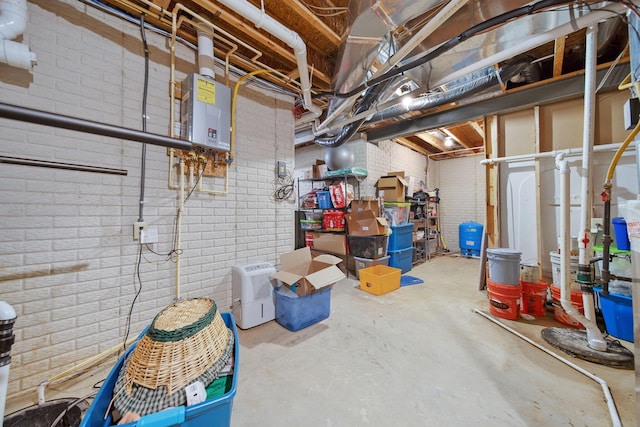 12094 Beech Tree Ct S, Thornville, OH 43076 - unfinished basement featuring a water pressure tank and brick wall