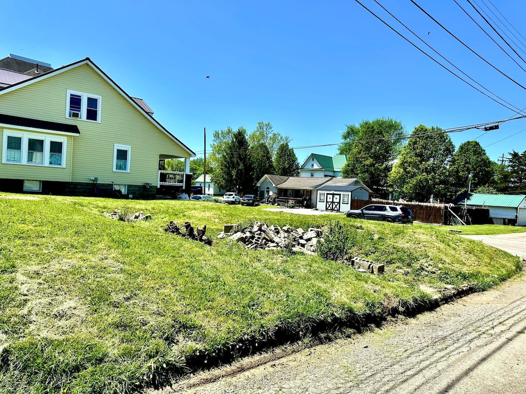 213 E Circle Ave, Washington Court House, OH 43160