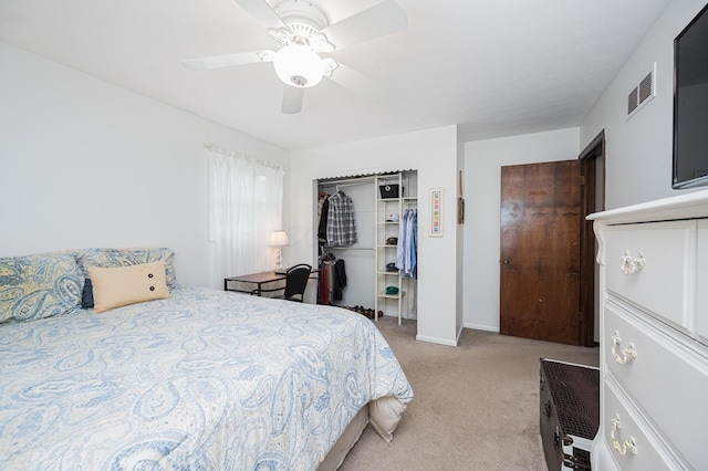 1211 Darcann Dr, Columbus, OH 43220 - bedroom featuring light colored carpet, a ceiling fan, and baseboards