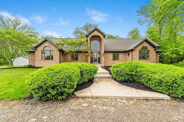 3100 Kropp Rd, Grove City, OH 43123 - view of front of home featuring brick siding and a front yard