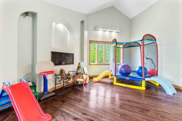 3100 Kropp Rd, Grove City, OH 43123 - recreation room with wood finished floors, vaulted ceiling, and baseboards