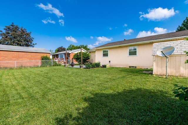1825 Ormond Ave, Columbus, OH 43224 - view of yard with central AC