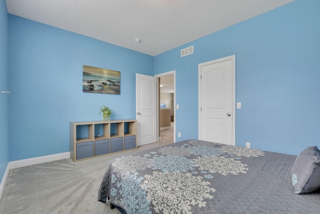 4919 Nadine Park Dr, Hilliard, OH 43026 - bedroom featuring carpet floors and baseboards