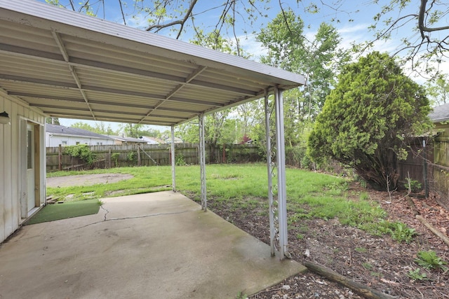 315 Redmond Rd, Columbus, OH 43228 - view of patio / terrace