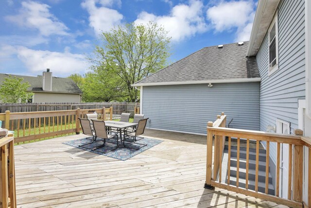 7170 Daugherty Dr, Reynoldsburg, OH 43068 - deck featuring outdoor dining space and fence