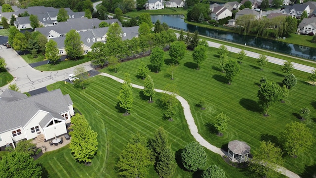 6575 Wensley Ct, Westerville, OH 43082 - aerial view of residential area featuring a large body of water