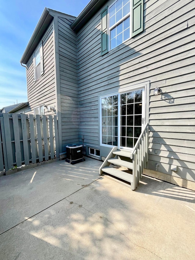 755 Parkbluff Way, Lewis Center, OH 43035 - view of patio with entry steps