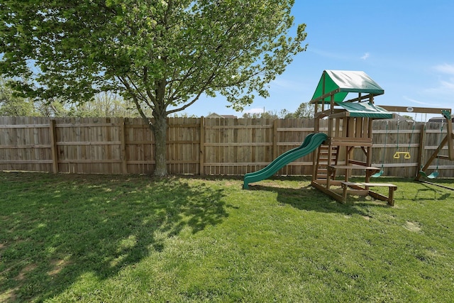 509 Section Line Dr, South Charleston, OH 45368 - view of play area