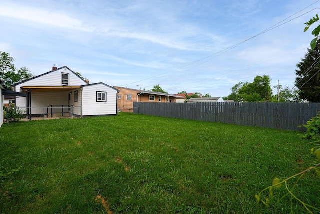 1828 Ferris Rd, Columbus, OH 43224 - view of yard