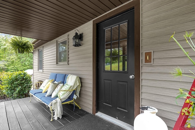 6334 Hansley Rd SE, Sugar Grove, OH 43155 - doorway to property with covered porch