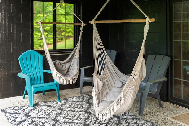 18156 Thompson Ridge Rd, Laurelville, OH 43135 - sitting room with concrete block wall