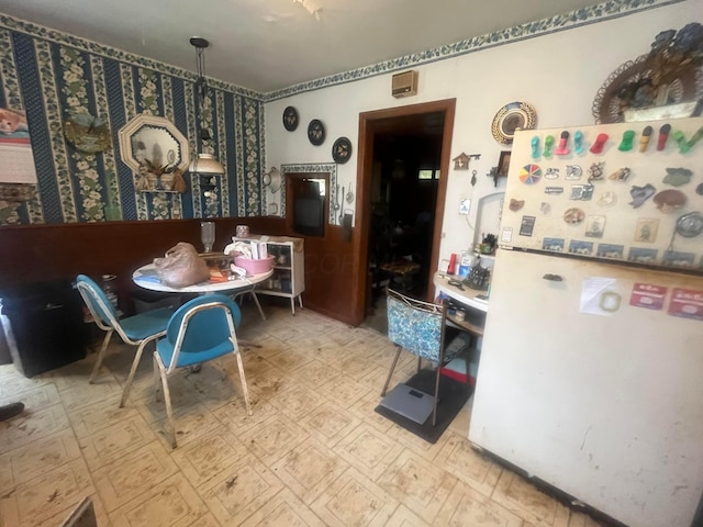 dining room featuring tile patterned floors