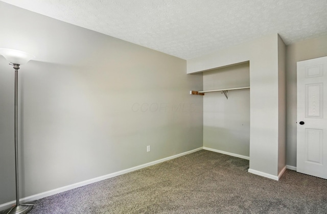 135 N Creekview Ct, Baltimore, OH 43105 - unfurnished bedroom with carpet, a textured ceiling, a closet, and baseboards