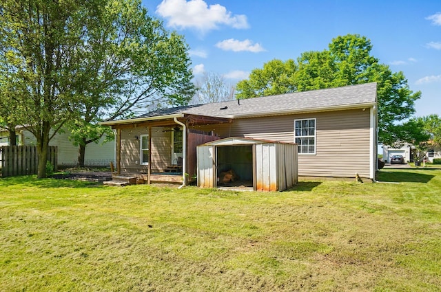 135 N Creekview Ct, Baltimore, OH 43105 - back of property featuring a shed and an outdoor structure