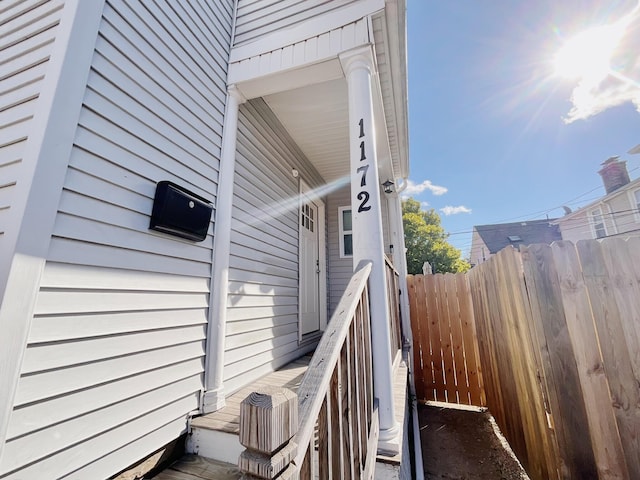 entrance to property with fence