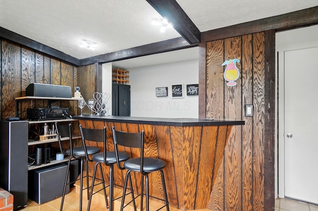 5508 Aspen Rd, Columbus, OH 43229 - indoor bar with a textured ceiling