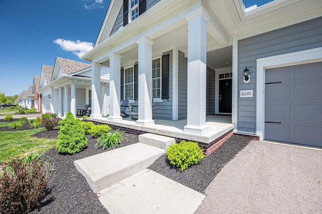 6210 Callaway Sq W, New Albany, OH 43054 - property entrance featuring a porch