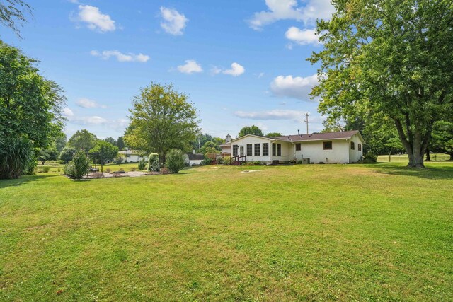 10842 Johnstown Rd, New Albany, OH 43054 - view of green lawn