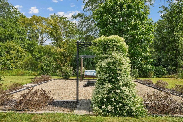 10842 Johnstown Rd, New Albany, OH 43054 - view of play area
