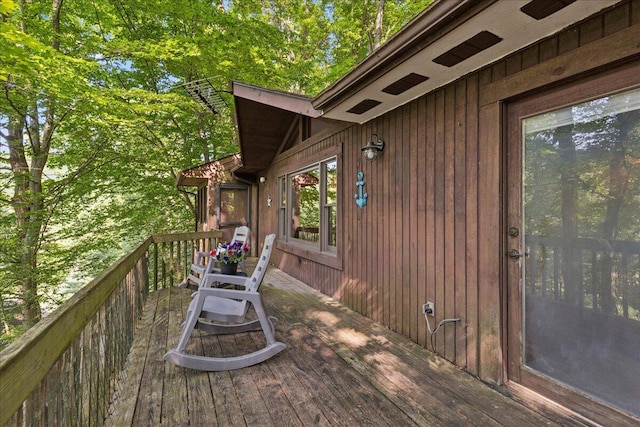512 Natchez Ln, Sugar Grove, OH 43155 - view of deck