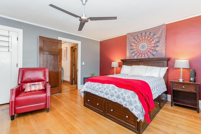404 Rawling St, Washington Court House, OH 43160 - bedroom with light wood finished floors, ornamental molding, a ceiling fan, and baseboards